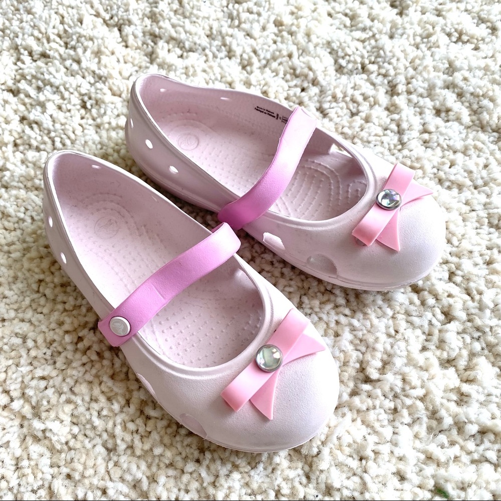 Crocs kids Keeley charm flat
